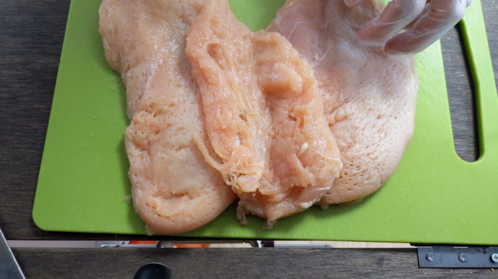 究極のブロッコリーと鶏胸肉　再現レシピ　フォークで筋繊維を分解